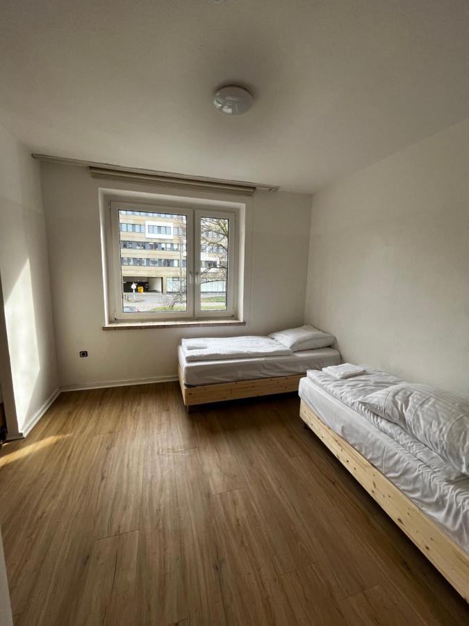 Love Johann Düsseldorf Esterno foto